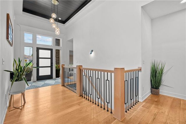 9104 SW 10th Terrace, Lee's Summit, MO 64064