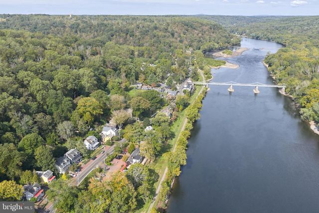 3697 RIVER, Lumberville, PA 18933