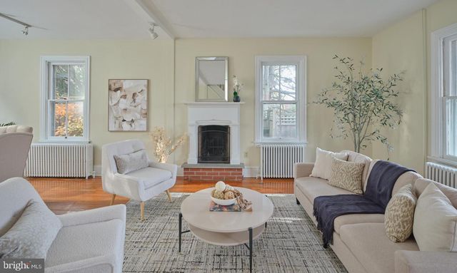 3697 RIVER, Lumberville, PA 18933