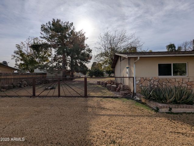 6511 W Fremont Road, Laveen, AZ 85339