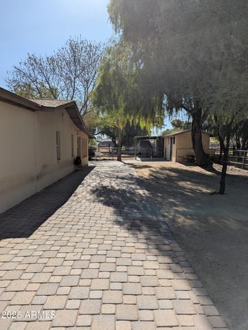 6511 W Fremont Road, Laveen, AZ 85339