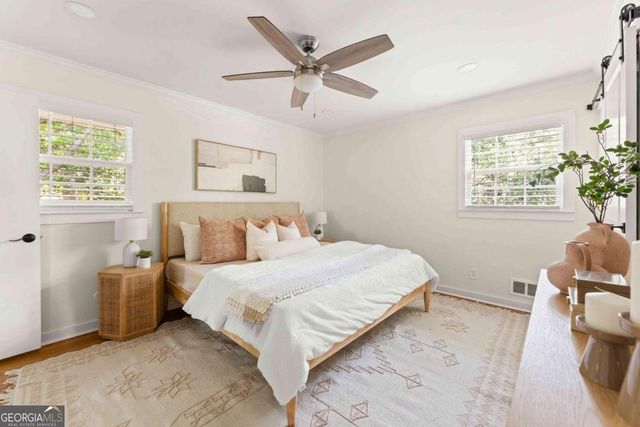 1677 Rochelle Drive, Dunwoody, GA 30338