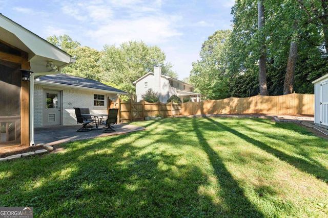 1677 Rochelle Drive, Dunwoody, GA 30338