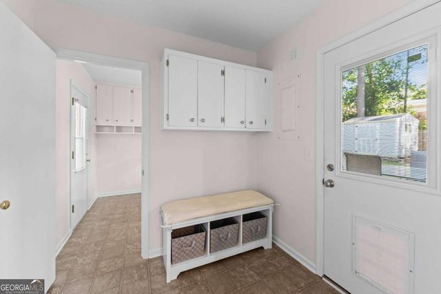 1677 Rochelle Drive, Dunwoody, GA 30338