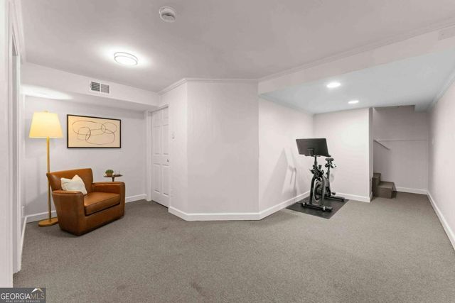 1677 Rochelle Drive, Dunwoody, GA 30338