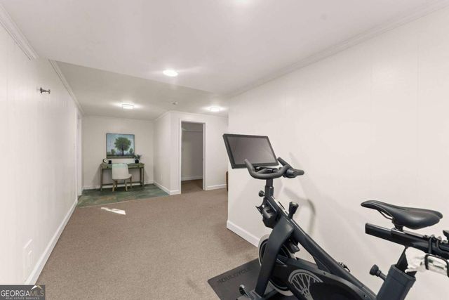 1677 Rochelle Drive, Dunwoody, GA 30338