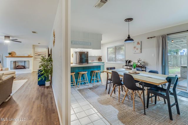 807 Mills Avenue, Gulfport, MS 39501