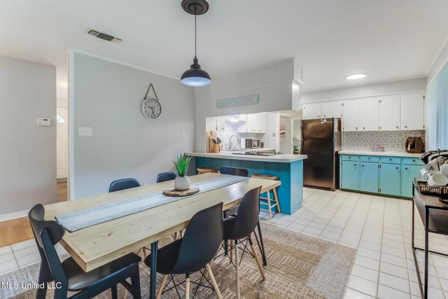 807 Mills Avenue, Gulfport, MS 39501