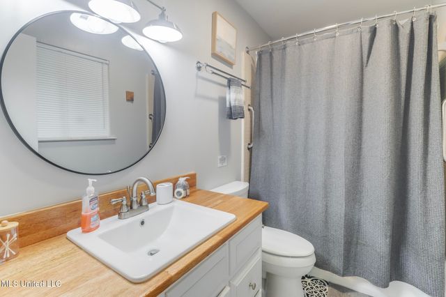 807 Mills Avenue, Gulfport, MS 39501