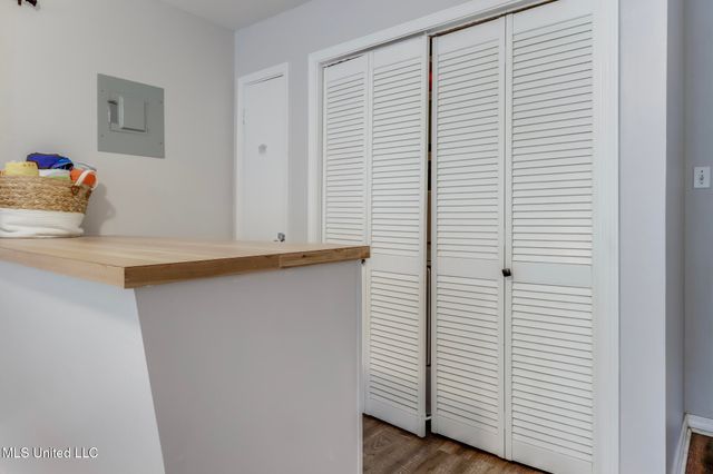 807 Mills Avenue, Gulfport, MS 39501