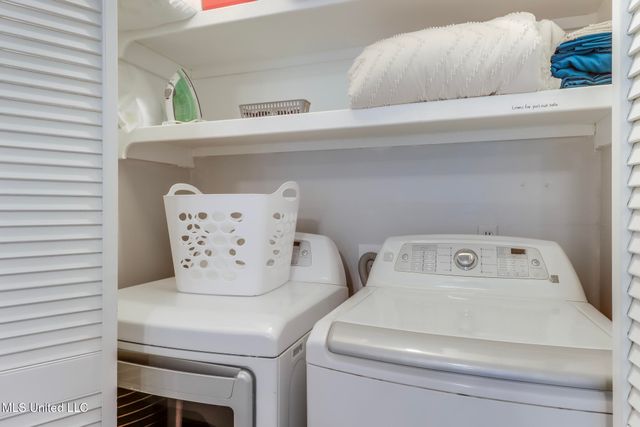 807 Mills Avenue, Gulfport, MS 39501