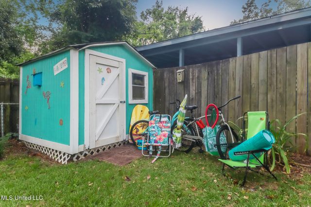 807 Mills Avenue, Gulfport, MS 39501