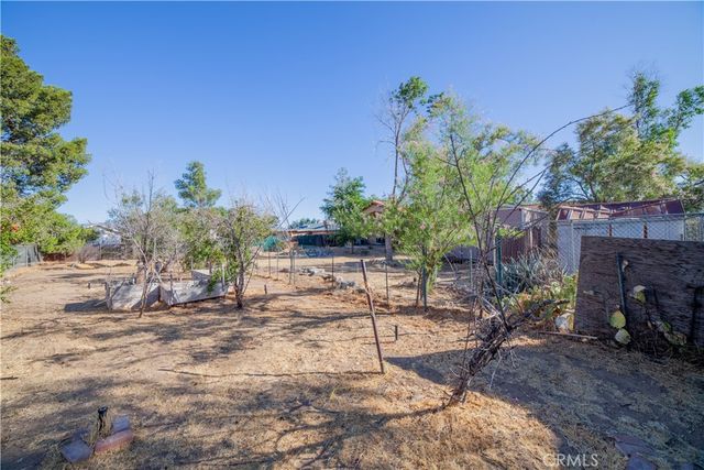 8899 Camphor Avenue, Hesperia, CA 92345