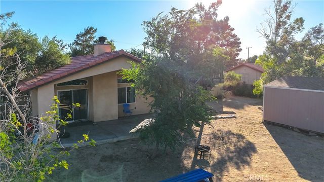 8899 Camphor Avenue, Hesperia, CA 92345