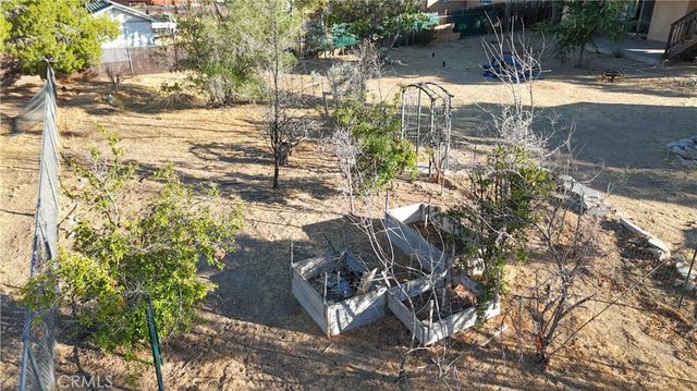 8899 Camphor Avenue, Hesperia, CA 92345