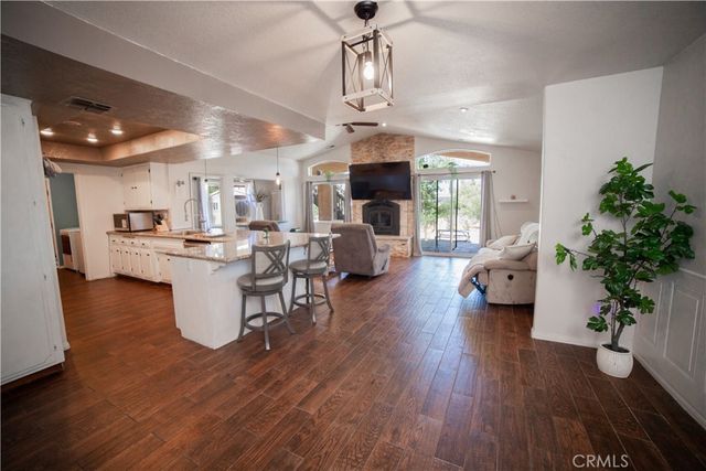 8899 Camphor Avenue, Hesperia, CA 92345