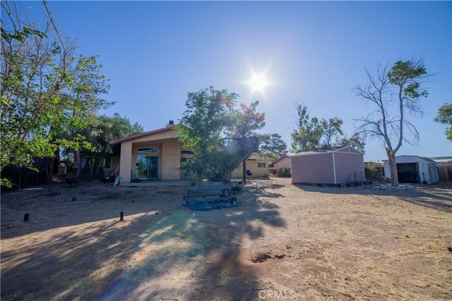 8899 Camphor Avenue, Hesperia, CA 92345