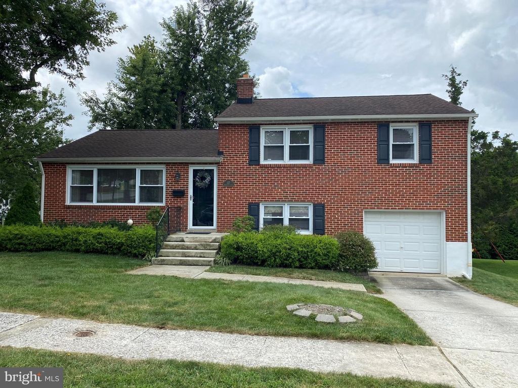 127 RIDGEFIELD RD, Lutherville Timonium, MD 21093