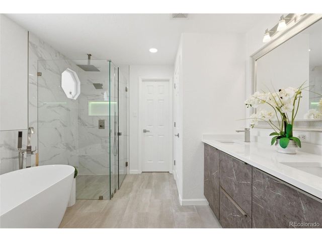 10671 W 54th Ave, Arvada, CO 80002