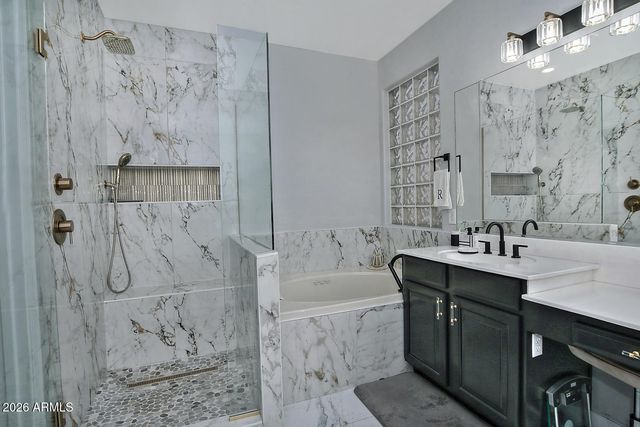 2067 W REMINGTON Drive, Chandler, AZ 85286