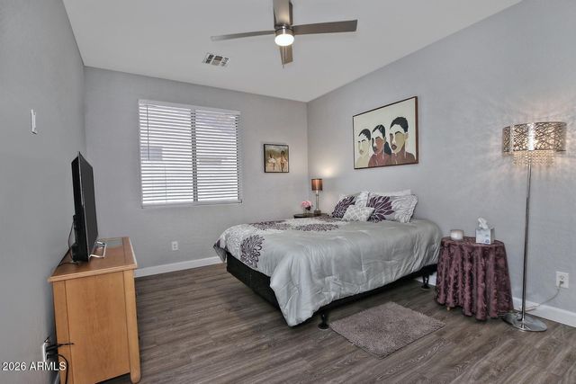 2067 W REMINGTON Drive, Chandler, AZ 85286