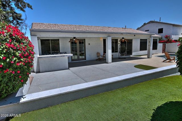 2067 W REMINGTON Drive, Chandler, AZ 85286