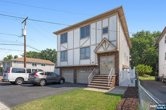 361 54th Street 1, Elmwood Park, NJ 07407