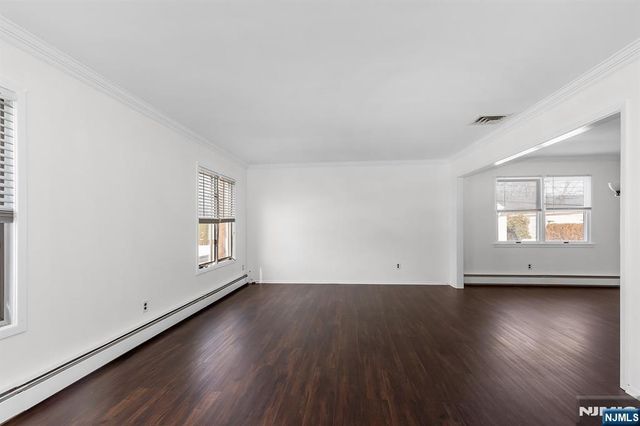 361 54th Street 1, Elmwood Park, NJ 07407