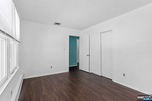 361 54th Street 1, Elmwood Park, NJ 07407