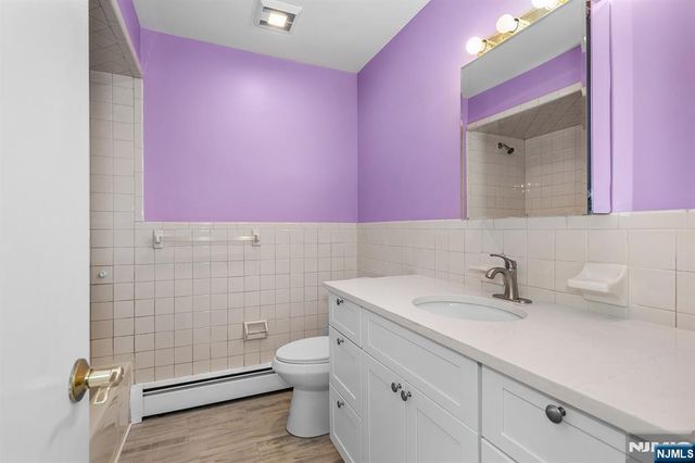 361 54th Street 1, Elmwood Park, NJ 07407