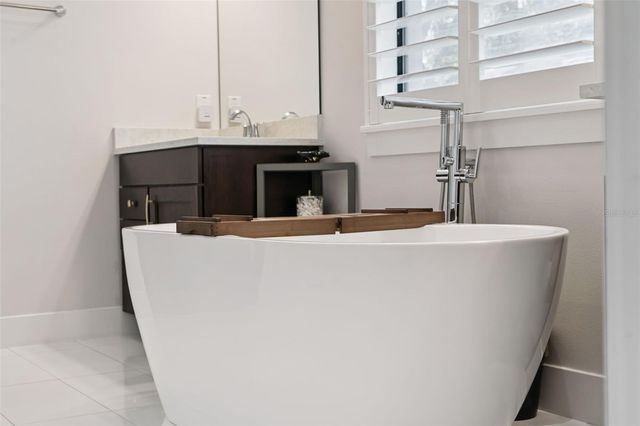 25861 CROSSINGS BLUFF LANE, Sorrento, FL 32776