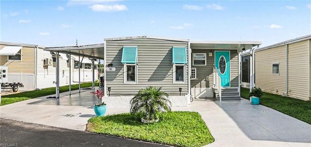 81 Sun CIR, Fort Myers, FL 33905