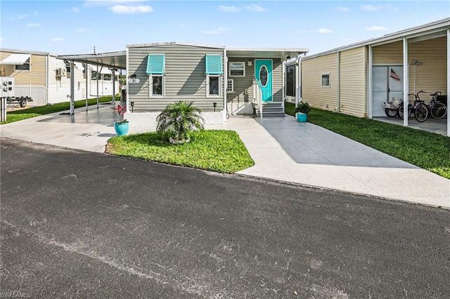 81 Sun CIR, Fort Myers, FL 33905