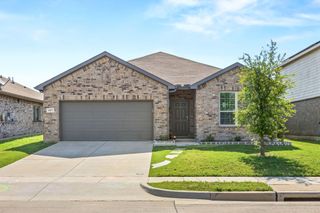 1017 Waverly Drive, Van Alstyne, TX 75495