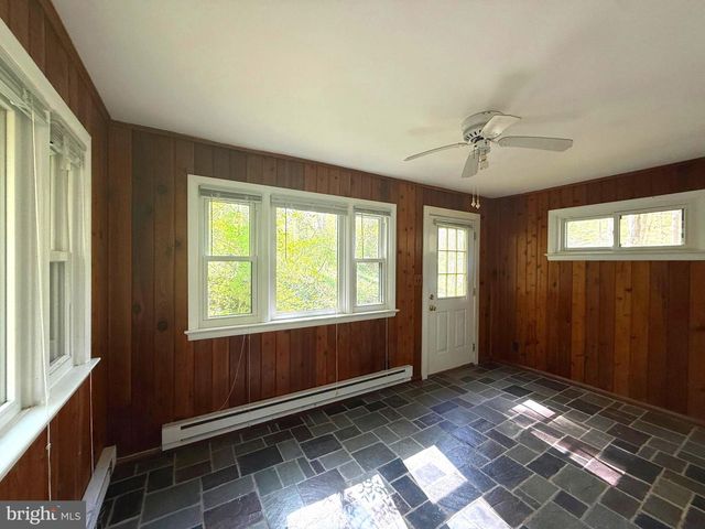 7126 UPPER YORK RD, New Hope, PA 18938