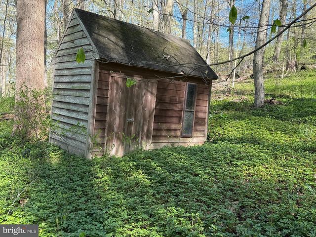 7126 UPPER YORK RD, New Hope, PA 18938