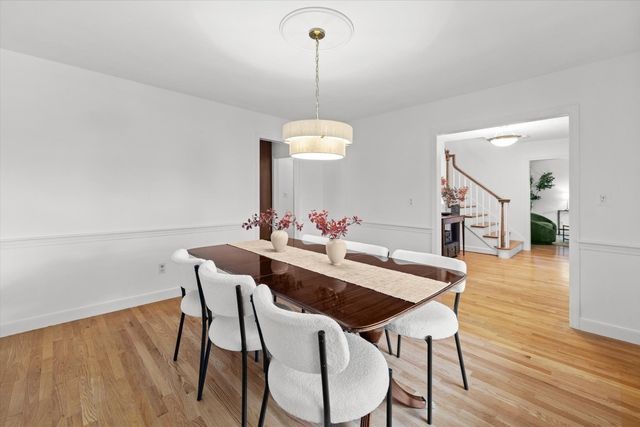 163 Standish Rd, Needham, MA 02492