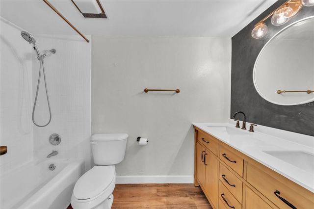 4114 PINELAKE LANE 202, Tampa, FL 33618