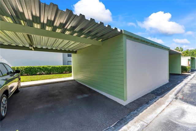 4114 PINELAKE LANE 202, Tampa, FL 33618