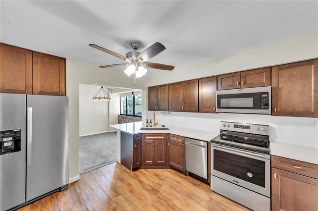 4114 PINELAKE LANE 202, Tampa, FL 33618