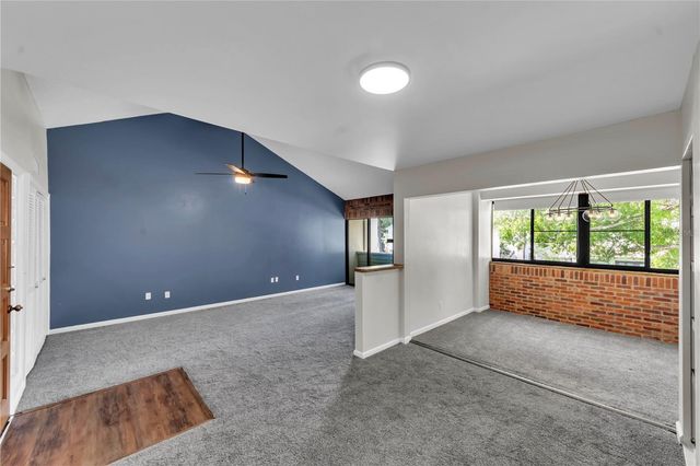 4114 PINELAKE LANE 202, Tampa, FL 33618