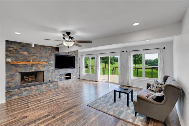 500 Coleman Mill Road, Carrollton, GA 30116