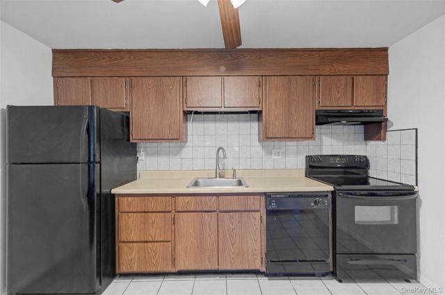 1840 Crompond Road 2A3, Peekskill, NY 10566