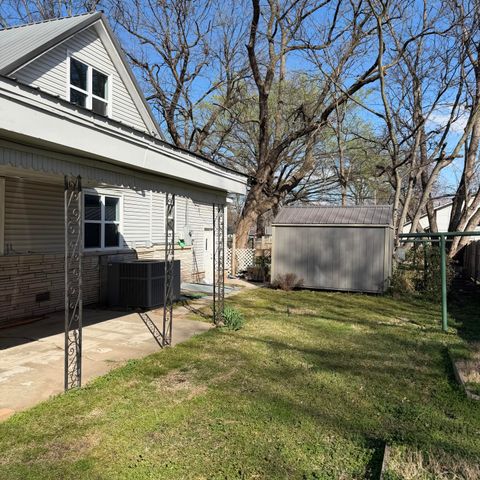 34 F Street NE, Miami, OK 74354