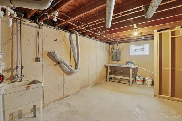 4269 Grotto Court, Cheviot, OH 45211