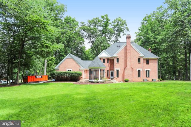 11109 ELMVIEW PL, Great Falls, VA 22066