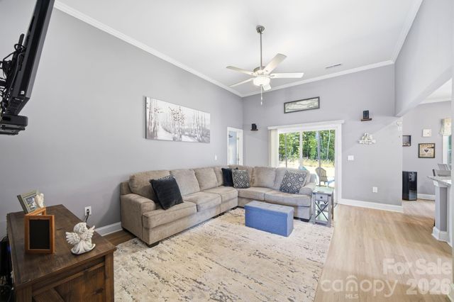 124 N Sina Street, Troutman, NC 28166
