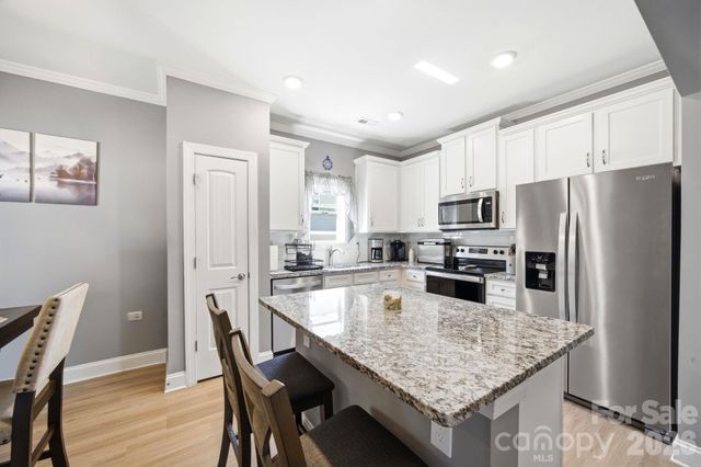 124 N Sina Street, Troutman, NC 28166