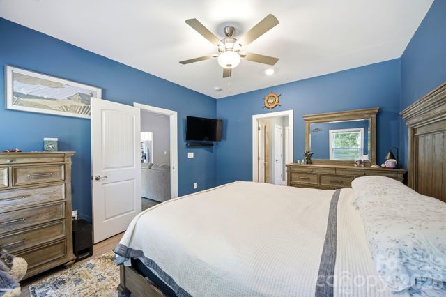 124 N Sina Street, Troutman, NC 28166