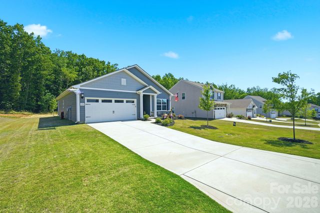 124 N Sina Street, Troutman, NC 28166